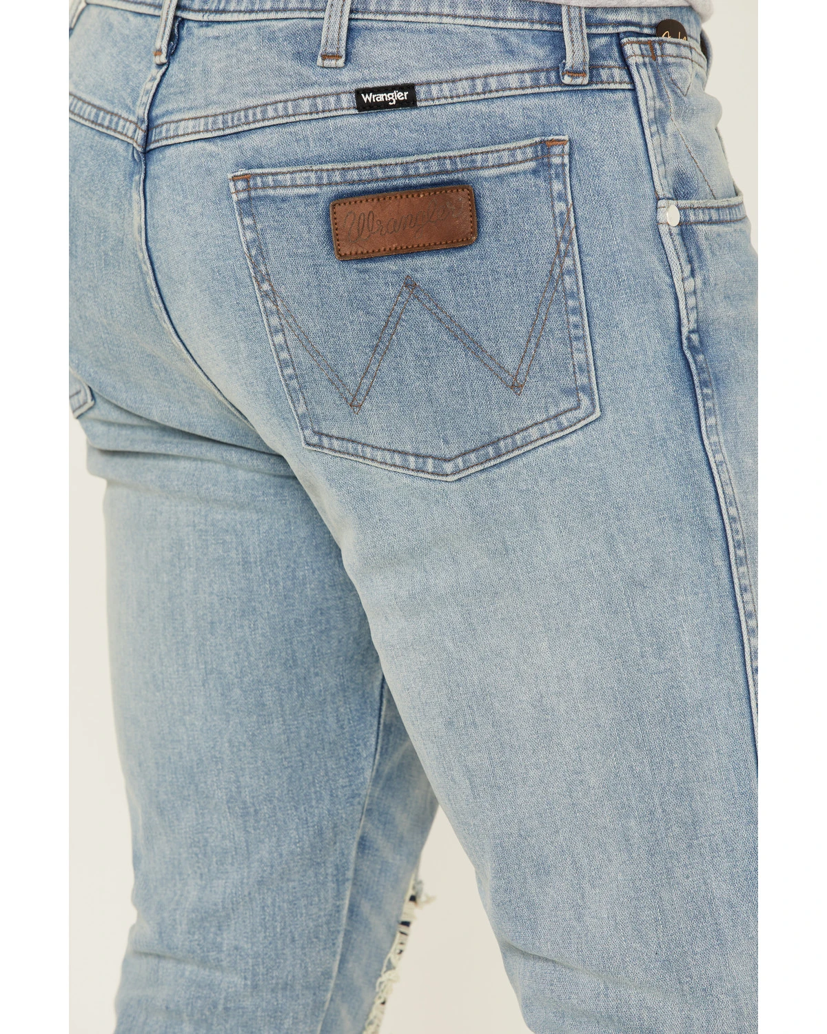 Wrangler X Fender Men's Greensboro Cowboy Rockstar Relic Distressed Regular Straight Jeans - Image 4
