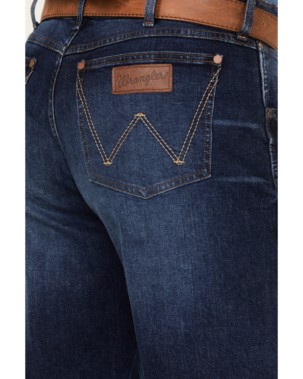 Wrangler Retro Men's Arvada Dark Wash Stretch Relaxed Bootcut Jeans - Image 4
